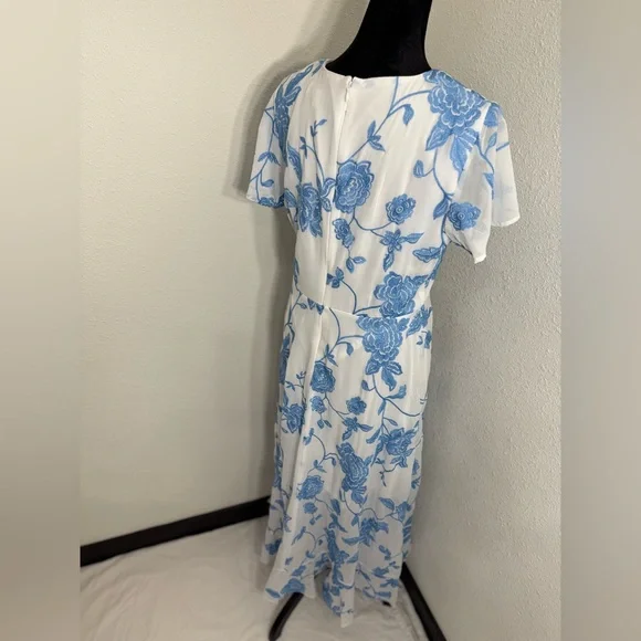 Kensie Blue and White High Low Sundress with Flutter Sleeves - Picture 9 of 11